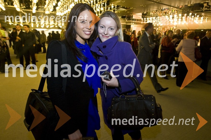 Manja Plešnar, novinarka in ...Moški&ženske.com, premiera komedije