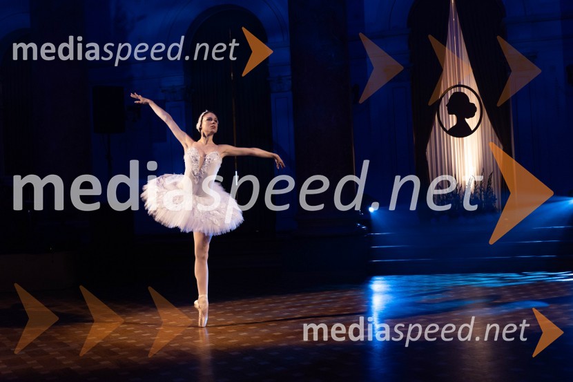  Tea Bajc, balerina, SNG Opera in balet MariborAnin ples, unikatnost, dovršenost in dobrodelno poslanstvo z 200 letno tradicijo