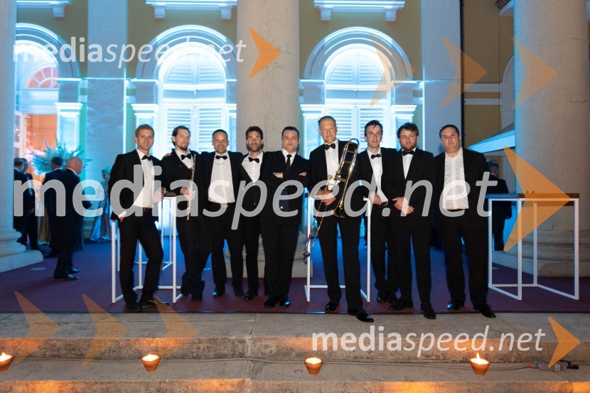 Anin ples, unikatnost, dovršenost in dobrodelno poslanstvo z 200 letno tradicijo