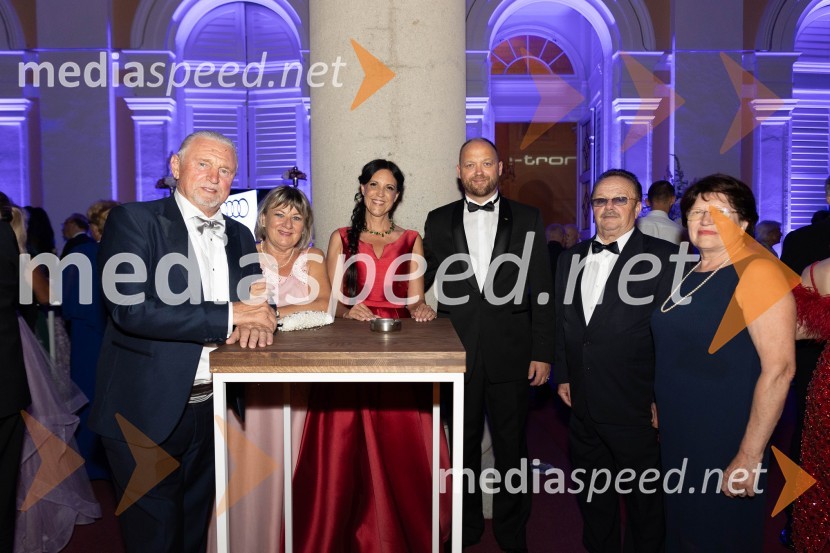 Anin ples, unikatnost, dovršenost in dobrodelno poslanstvo z 200 letno tradicijo