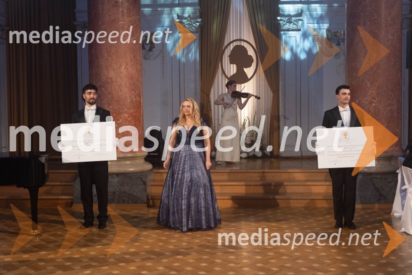 Anin ples, unikatnost, dovršenost in dobrodelno poslanstvo z 200 letno tradicijo