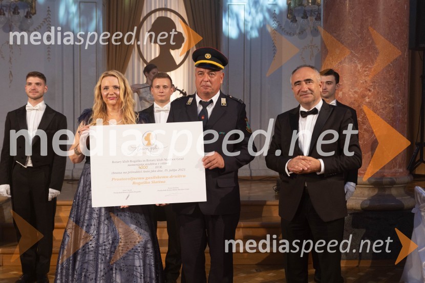 Anin ples, unikatnost, dovršenost in dobrodelno poslanstvo z 200 letno tradicijo