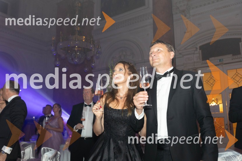 Anin ples, unikatnost, dovršenost in dobrodelno poslanstvo z 200 letno tradicijo