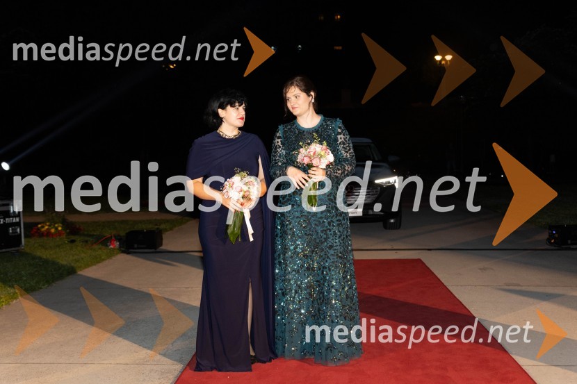  Urša Jager;  Maja Marija Križan, vodja prireditve Anin plesAnin ples, unikatnost, dovršenost in dobrodelno poslanstvo z 200 letno tradicijo