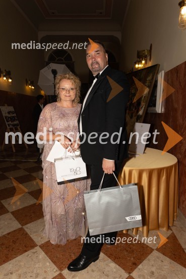 Anin ples, unikatnost, dovršenost in dobrodelno poslanstvo z 200 letno tradicijo