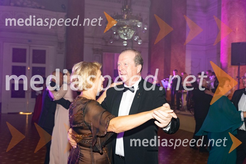 Anin ples, unikatnost, dovršenost in dobrodelno poslanstvo z 200 letno tradicijo