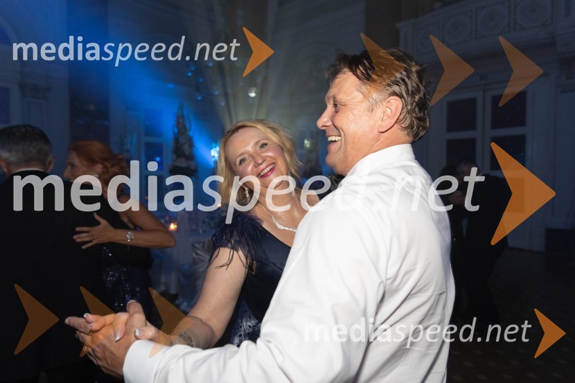 Anin ples, unikatnost, dovršenost in dobrodelno poslanstvo z 200 letno tradicijo