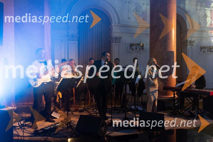  ... ;  Nuša Derenda, pevkaAnin ples, unikatnost, dovršenost in dobrodelno poslanstvo z 200 letno tradicijo