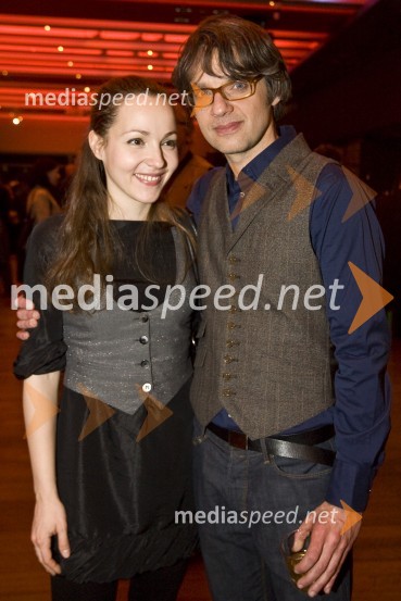 Iva Babič in Primož Ekart, igralcaMoški&ženske.com, premiera komedije