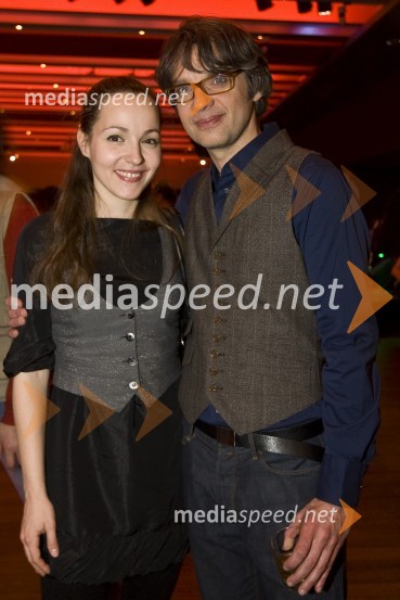 Iva Babič in Primož Ekart, igralcaMoški&ženske.com, premiera komedije