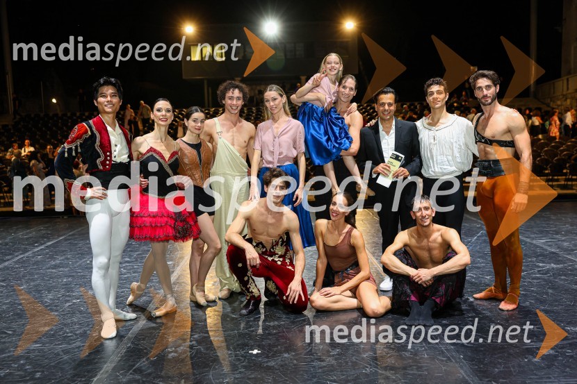  Yong Gyu Choi, baletni plesalec;  Ljudmila Konovalova, baletna plesalka;  Paula Iniesta, baletna plesalka;  Alessandro Frola, baletni plesalec;  Eleonora Abbagnato, baletna plesalka;  Sergio Bernal, baletni plesalec;   Julia Balzaretti;  Sasha Riva, baletni plesalec;  Rachele Buriassi, baletna plesalka;  Daniele Cipriani, umetniški vodja in producent;  Simon Repele, baletni plesalec;  Michele Satriano, baletni plesalec;  Esnel Ramos, baletni plesalecZvezde, gala baletni večer na 71. Ljubljana Festivalu