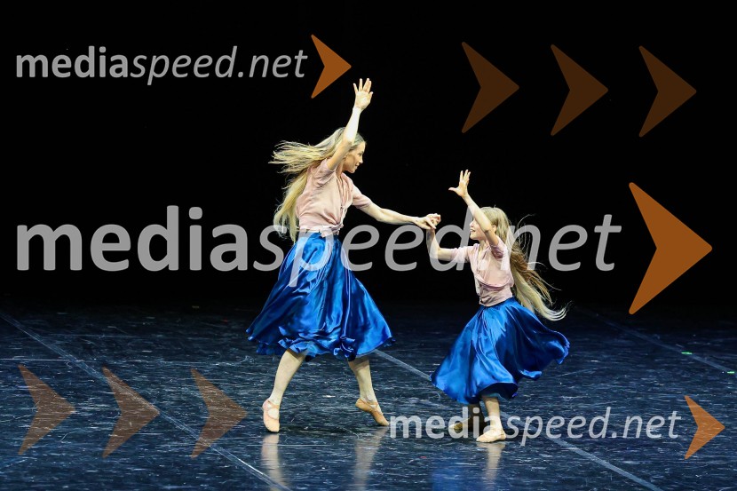  Eleonora Abbagnato, baletna plesalka;   Julia BalzarettiZvezde, gala baletni večer na 71. Ljubljana Festivalu