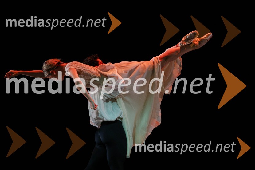  Eleonora Abbagnato, baletna plesalkaZvezde, gala baletni večer na 71. Ljubljana Festivalu