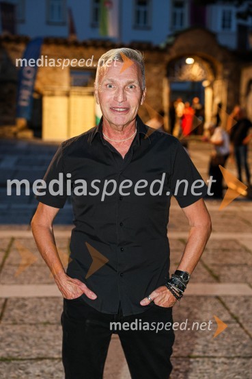   Igor  Jelen-Iggy, Hiša umetnosti IGEN CeljeZvezde, gala baletni večer na 71. Ljubljana Festivalu