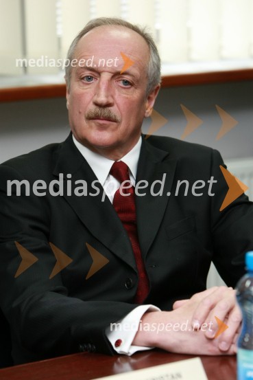 Marjan Kristan, KPMG Slovenija, d.o.o.Podpis pogodbe o dobavi avtobusov v Savdsko Arabijo