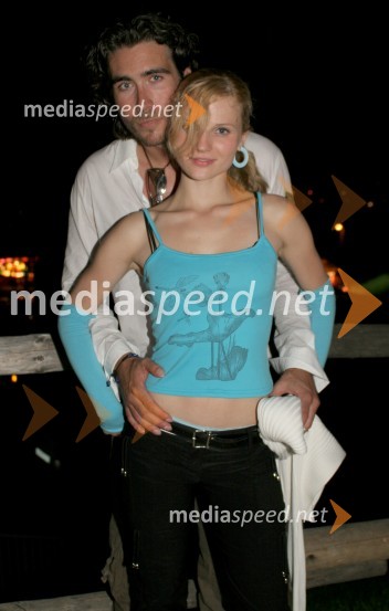 Jan Plestenjak, pevec in Eva Moškon, pevkaRadio City 10. rojstni dan, koncert