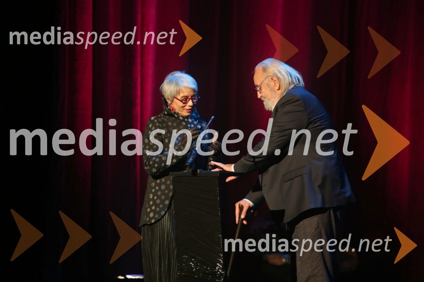  Alja Predan, dramaturginja SLG Celje, nekdanja umetniška direktorica Festivala Borštnikovo srečanje, selektorica festivala Dneva komedije;  Dare  Valič, slovenski gledališki in filmski igralecUmrl je Dare Valič