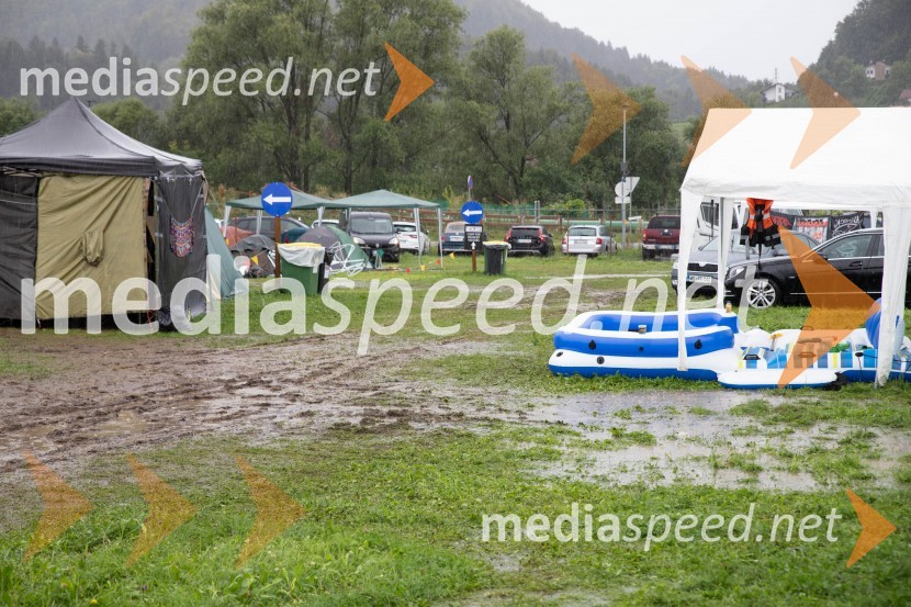 Evakuacija kampa Festivala Metal days v Velenju