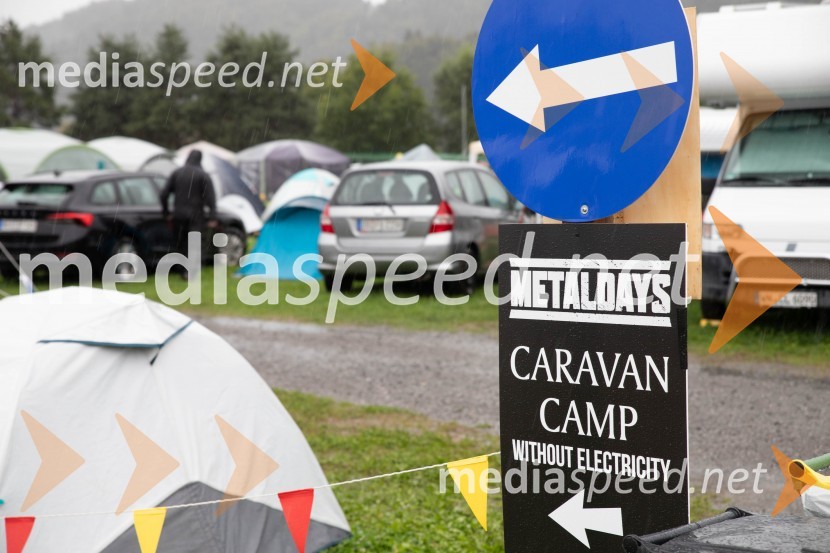 Evakuacija kampa Festivala Metal days v Velenju