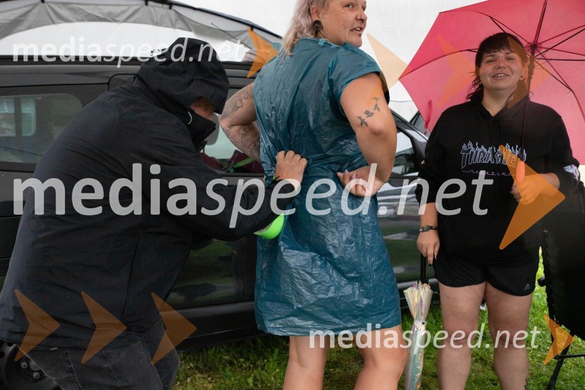 Evakuacija kampa Festivala Metal days v Velenju