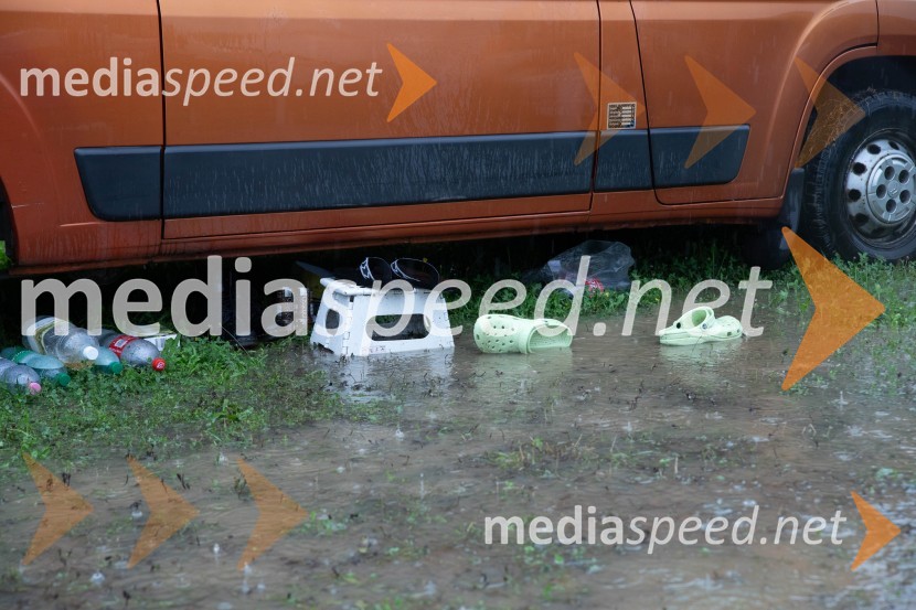 Evakuacija kampa Festivala Metal days v Velenju