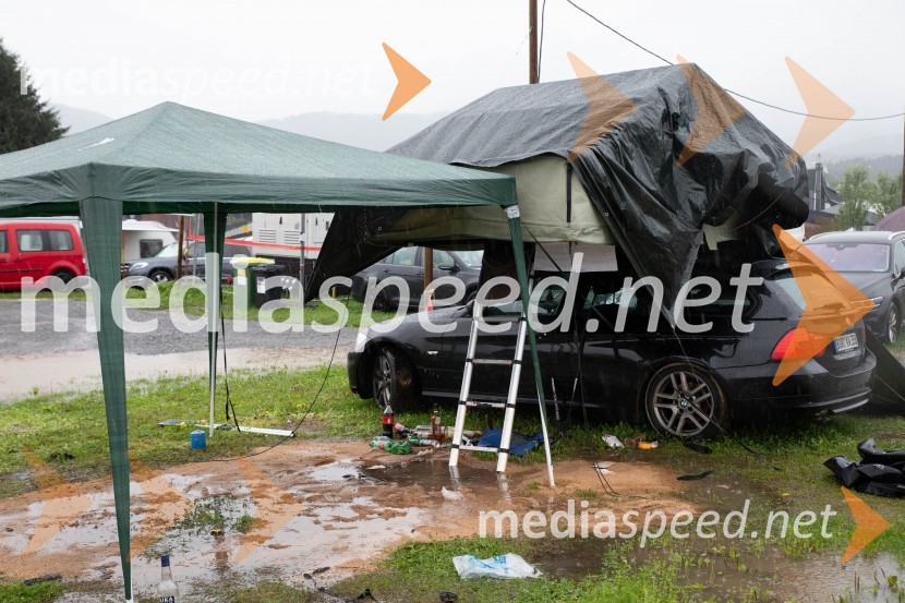 Evakuacija kampa Festivala Metal days v Velenju