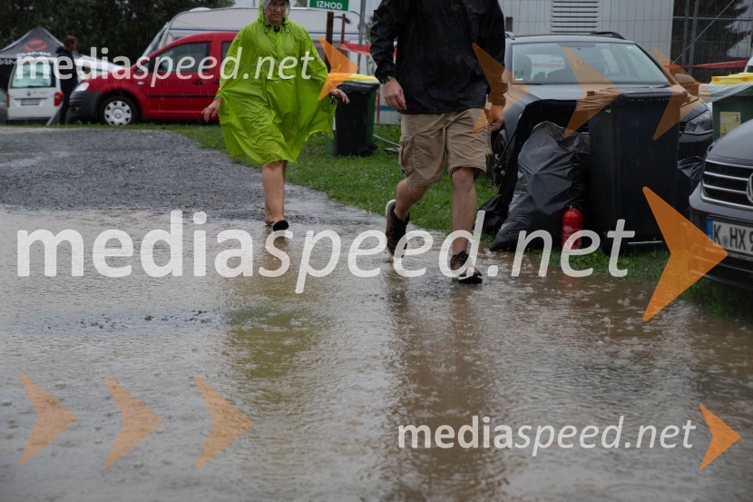 Evakuacija kampa Festivala Metal days v Velenju