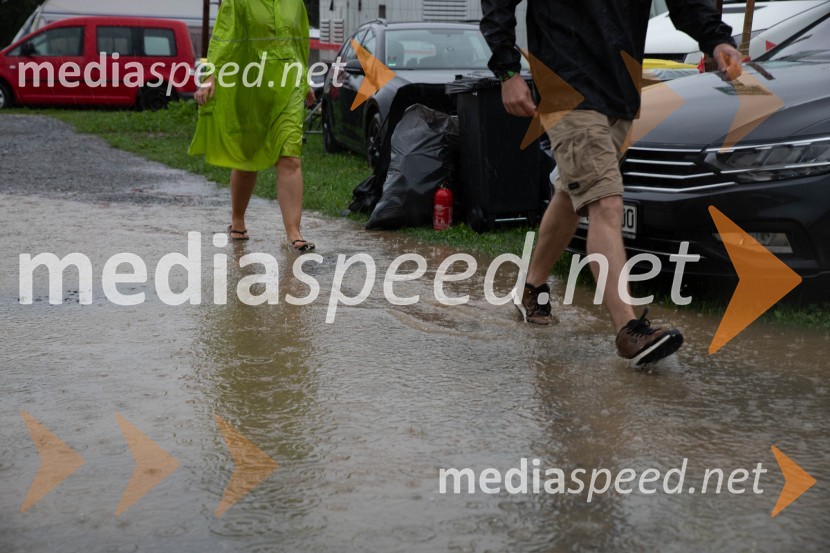 Evakuacija kampa Festivala Metal days v Velenju