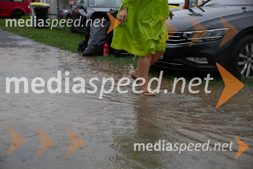 Evakuacija kampa Festivala Metal days v Velenju