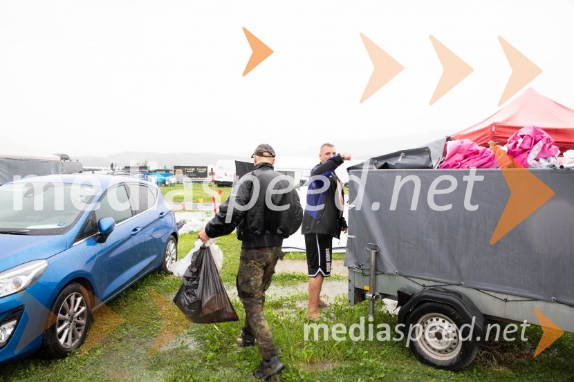 Evakuacija kampa Festivala Metal days v Velenju