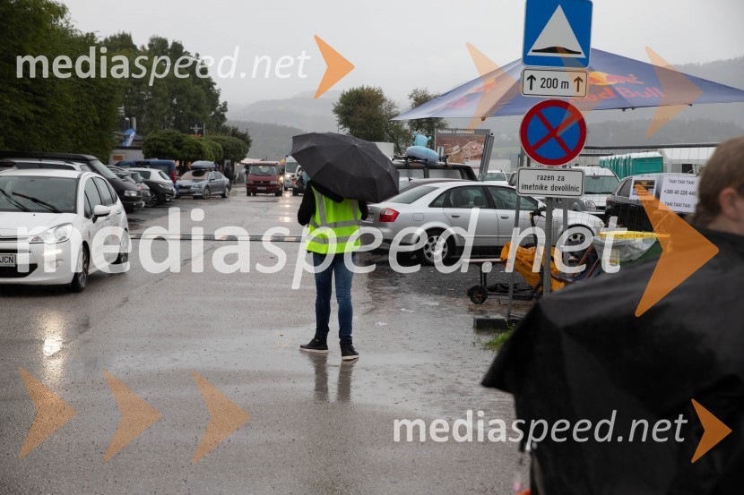 Evakuacija kampa Festivala Metal days v Velenju