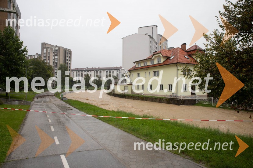 Evakuacija kampa Festivala Metal days v Velenju