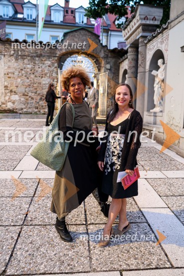  Maša Kagao Knez, koreografinja, plesalka;  Kaja Lin J. Avguštin, plesalkaNa Ljubljana Festivalu plesni Gran Bolero