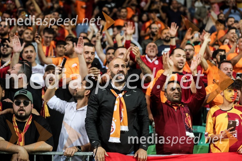 V Stožicah slavili turški nogometaši