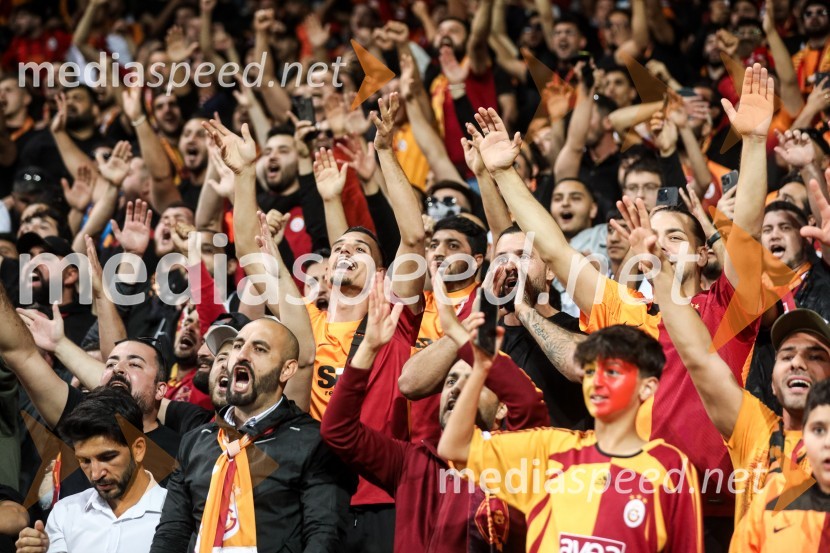 V Stožicah slavili turški nogometaši