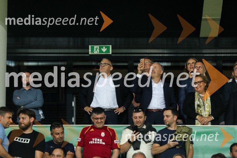 V Stožicah slavili turški nogometaši