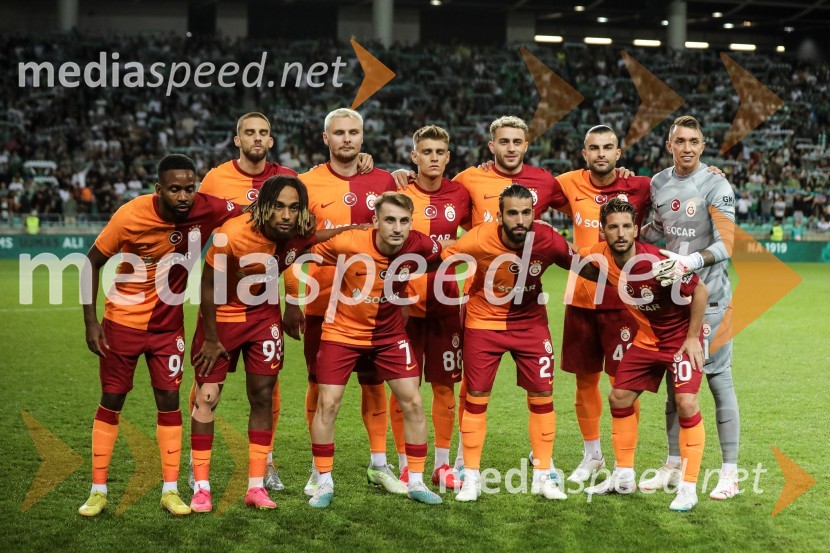  Berkan Kutlu, nogometaš, Galatasaray SK;  Victor Nelsson, nogometaš, Galatasaray SK;  Kazimcan Karatas, nogometaš, Galatasaray SK;  Baris Yilmaz, nogometaš, Galatasaray SK;  Abdulkerim Bardakci, nogometaš, Galatasaray SK;  Fernando Muslera, vratar, Galatasaray SK;  Cedric Bakambu, nogometaš, Galatasaray SK;  Sacha Boey, nogometaš,Galatasaray SK;  Kerem Akturkoglu, nogometaš, Galatasaray SK;  Sergio Oliveira, nogometaš, Galatasaray SK;  Dries Mertens, nogometaš, Galatasaray SKV Stožicah slavili turški nogometaši