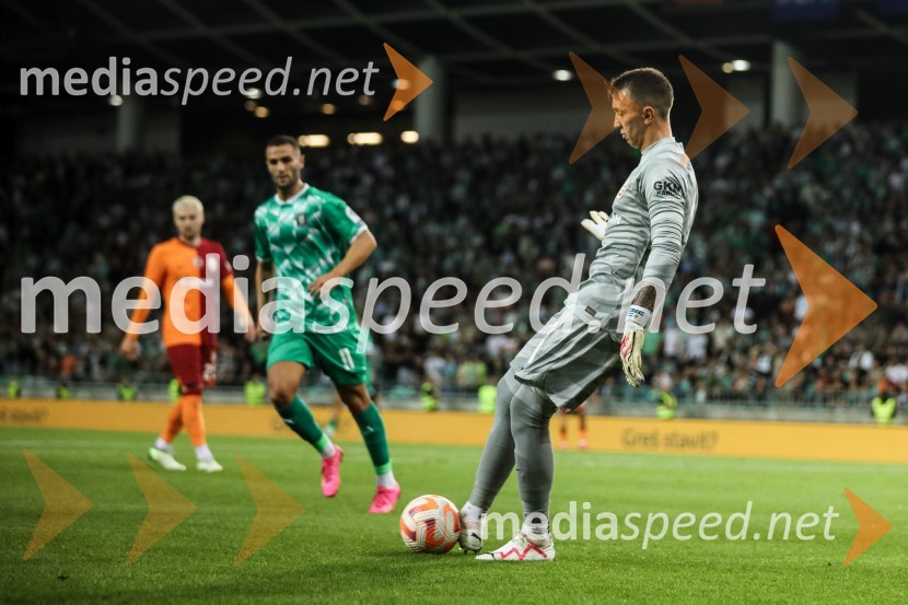  Saar Fadida, nogometaš, NK Olimpija;  Fernando Muslera, vratar, Galatasaray SKV Stožicah slavili turški nogometaši