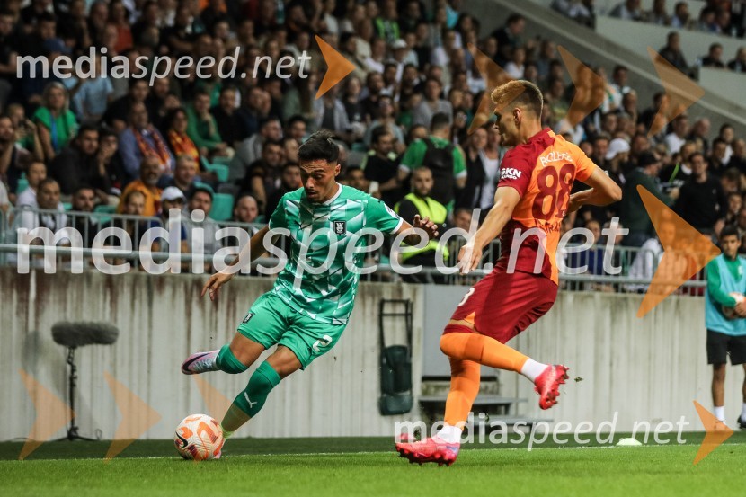  Jorge Silva, nogometaš, NK Olimpija;  Kazimcan Karatas, nogometaš, Galatasaray SKV Stožicah slavili turški nogometaši
