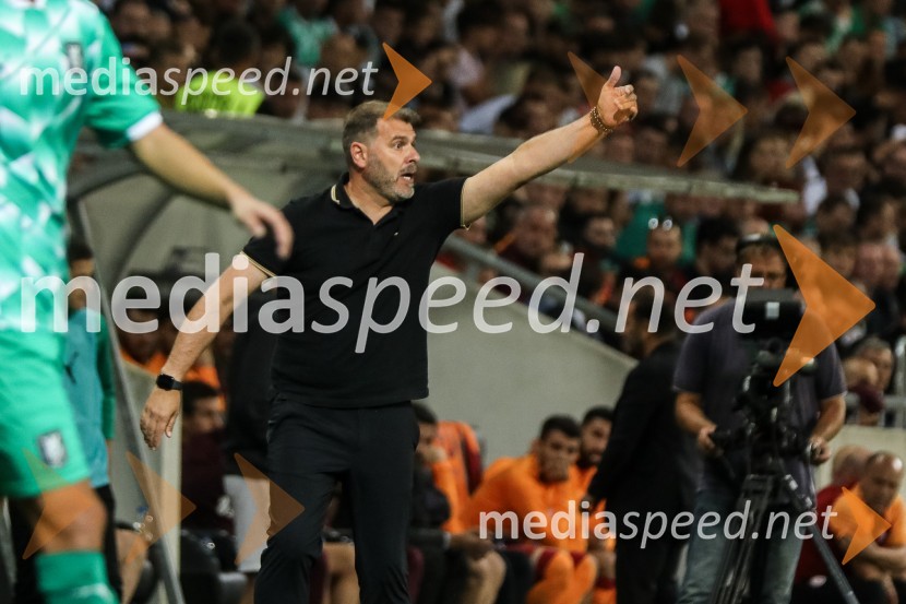  João Henriques, selektor nogometne ekipe, NK OlimpijaV Stožicah slavili turški nogometaši