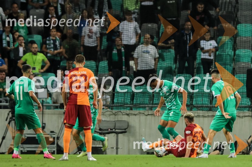  Saar Fadida, nogometaš, NK Olimpija;  Berkan Kutlu, nogometaš, Galatasaray SK;  ... ;  Baris Yilmaz, nogometaš, Galatasaray SK;  Svit Sešlar, nogometaš, NK OlimpijaV Stožicah slavili turški nogometaši