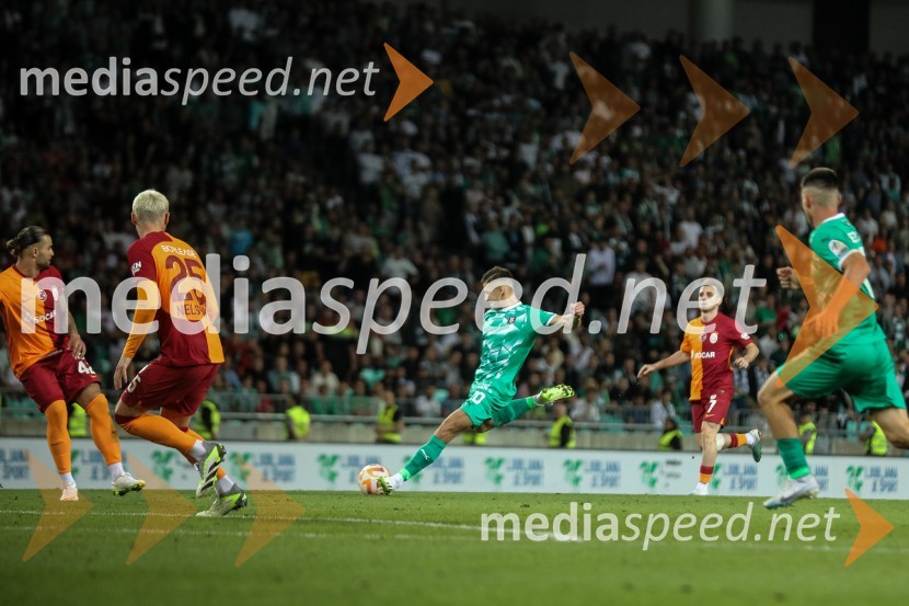  Nemanja Motika, nogometaš, NK OlimpijaV Stožicah slavili turški nogometaši