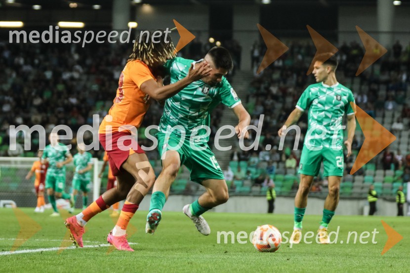  Sacha Boey, nogometaš,Galatasaray SK;  Svit Sešlar, nogometaš, NK OlimpijaV Stožicah slavili turški nogometaši