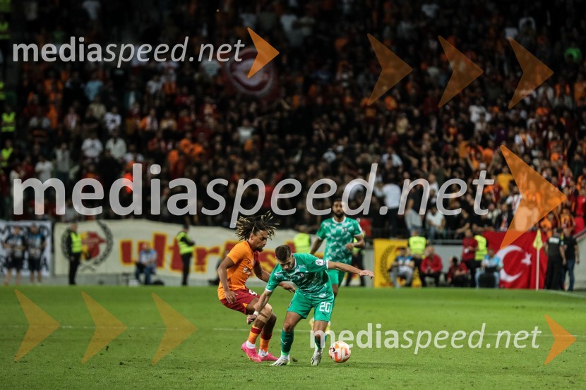  Sacha Boey, nogometaš,Galatasaray SK;  Nemanja Motika, nogometaš, NK OlimpijaV Stožicah slavili turški nogometaši