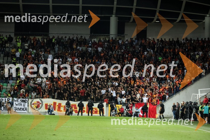 V Stožicah slavili turški nogometaši