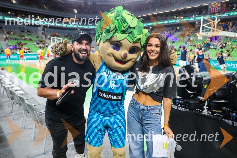  ... ;  Vesna Ponorac, igralka, moderatorkaDončić navdušil Stožice, Slovenija premagala Črno goro