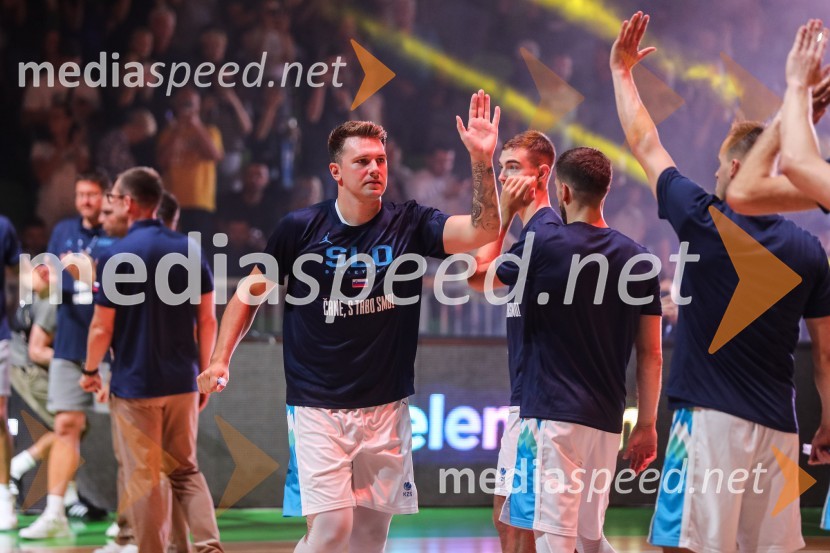  Luka  Dončić, košarkarDončić navdušil Stožice, Slovenija premagala Črno goro