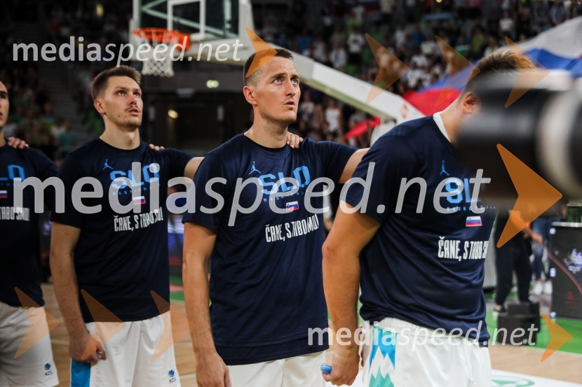  ... ;  Jakob Čebašek, košarkarDončić navdušil Stožice, Slovenija premagala Črno goro