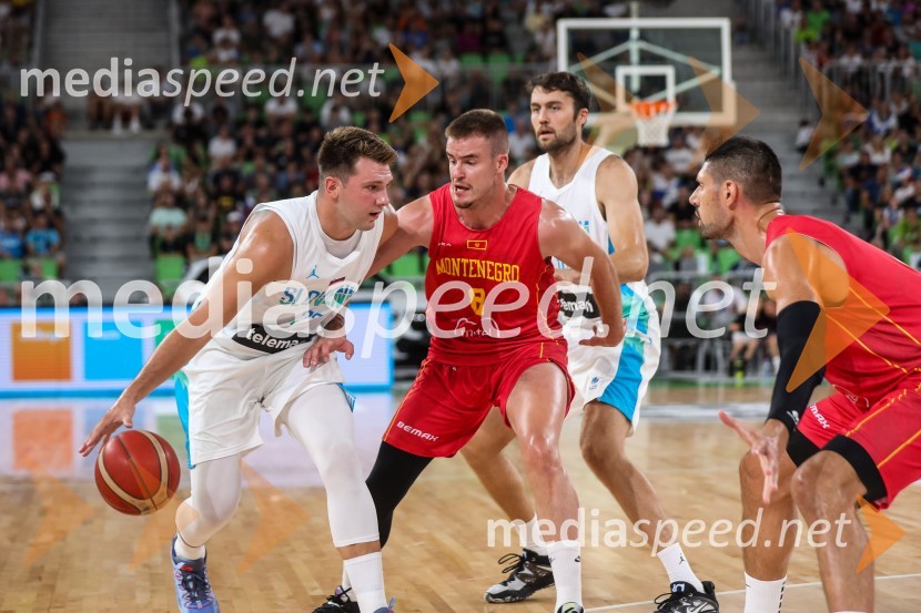  Luka  Dončić, košarkar;  Dino Radončić, košarkar;  Mike Tobey, košarkar;  Nikola Vučević, košarkarDončić navdušil Stožice, Slovenija premagala Črno goro