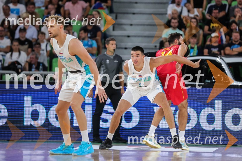 Jaka Blažič, košarkar;  Bine Prepelič, košarkar;  Bojan Dubljević, košarkarDončić navdušil Stožice, Slovenija premagala Črno goro